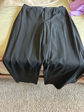 4 pairs - Old Navy Black, grey, khaki Boot Cut Pants